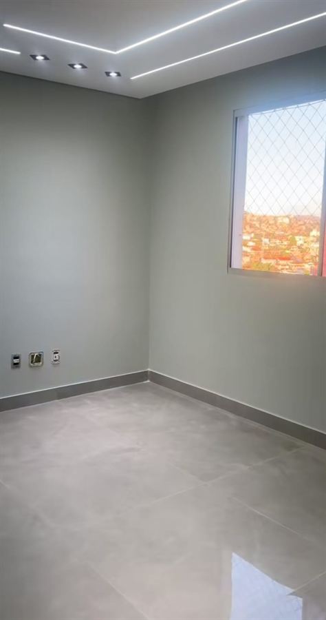 Rebaixamento de teto em gesso com iluminação embutida